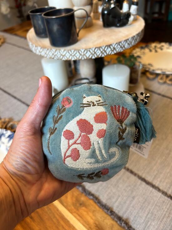 West Hills Studio Handbags - Velvet Pouch Embroidered Kitty Cat Velvet Purse Accessory Small Goods Bag